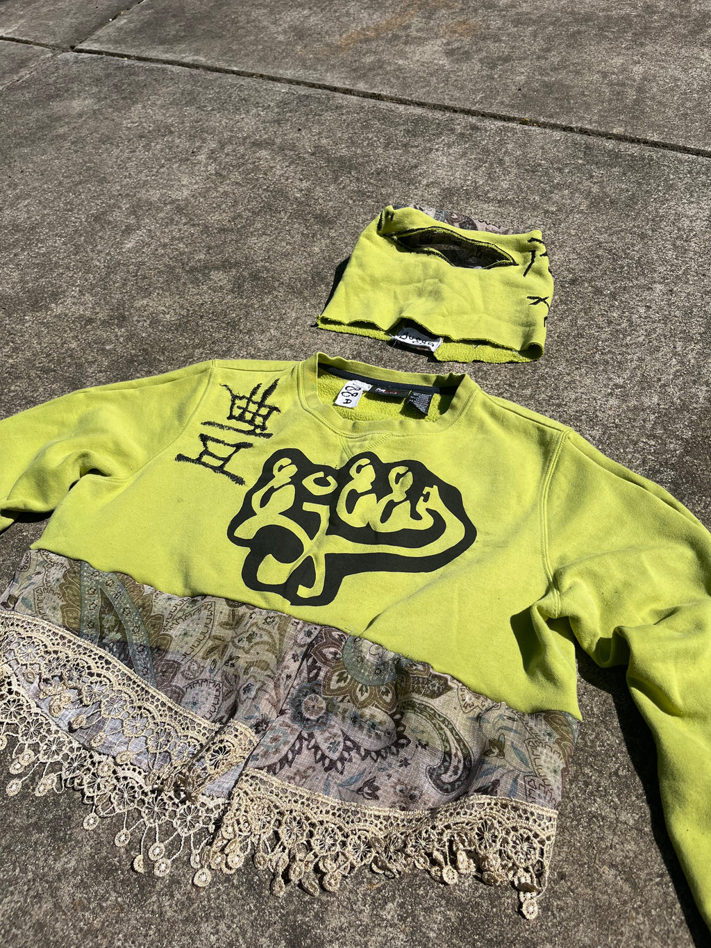 Green ninja crewneck