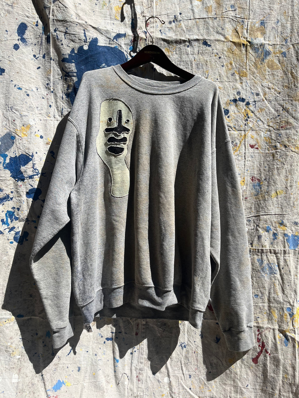 Embroidered 2 tone crewneck